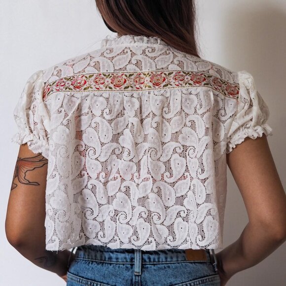 Raw Edge Lace Crop Cardigan - Picture 2 of 3